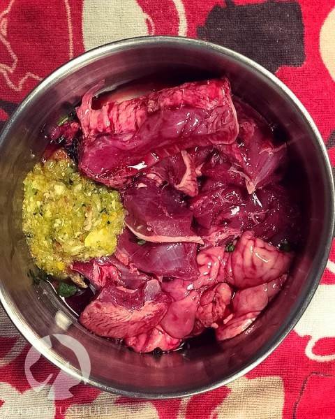 чем кормить кошку